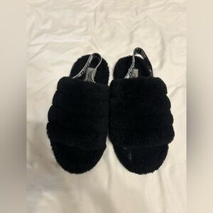 Girl’s Ugg Sandals